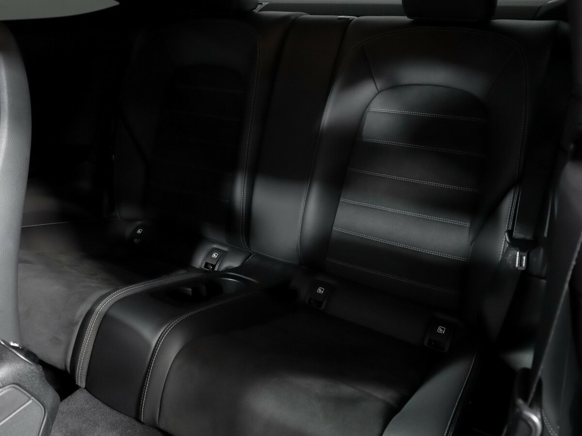 Mercedes-Benz C-Класс 2018 года с пробегом. Фото: #9