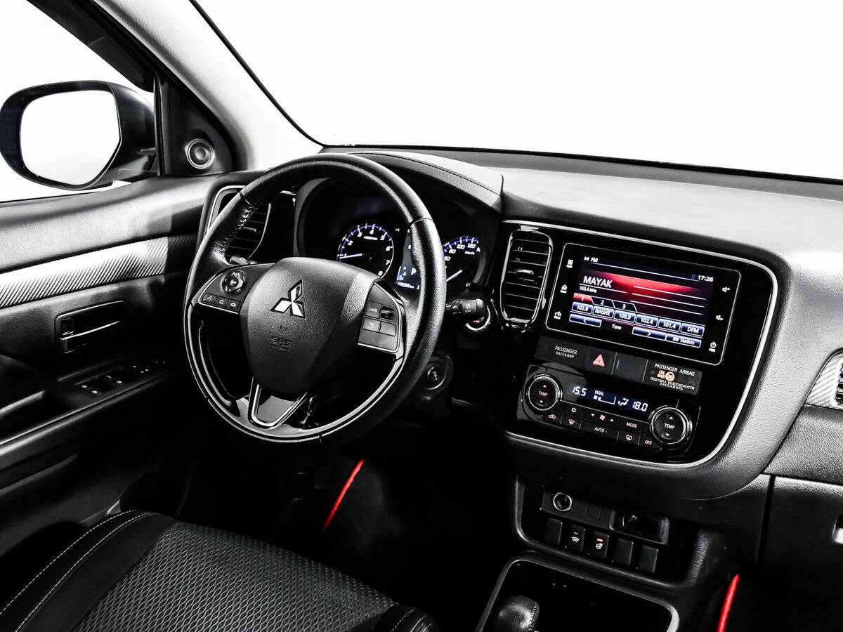 Mitsubishi Outlander 2018 года с пробегом. Фото: #6