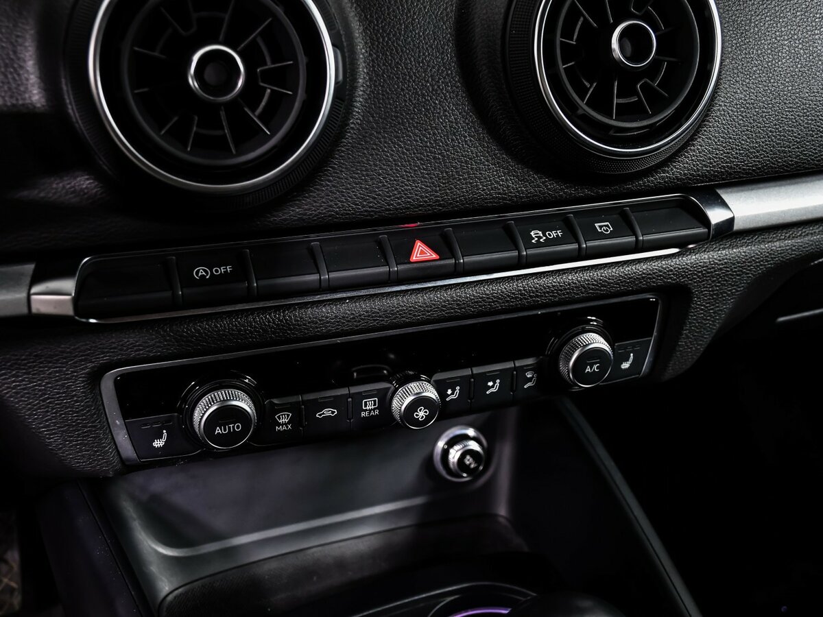Audi A3 2019 года с пробегом. Фото: #15