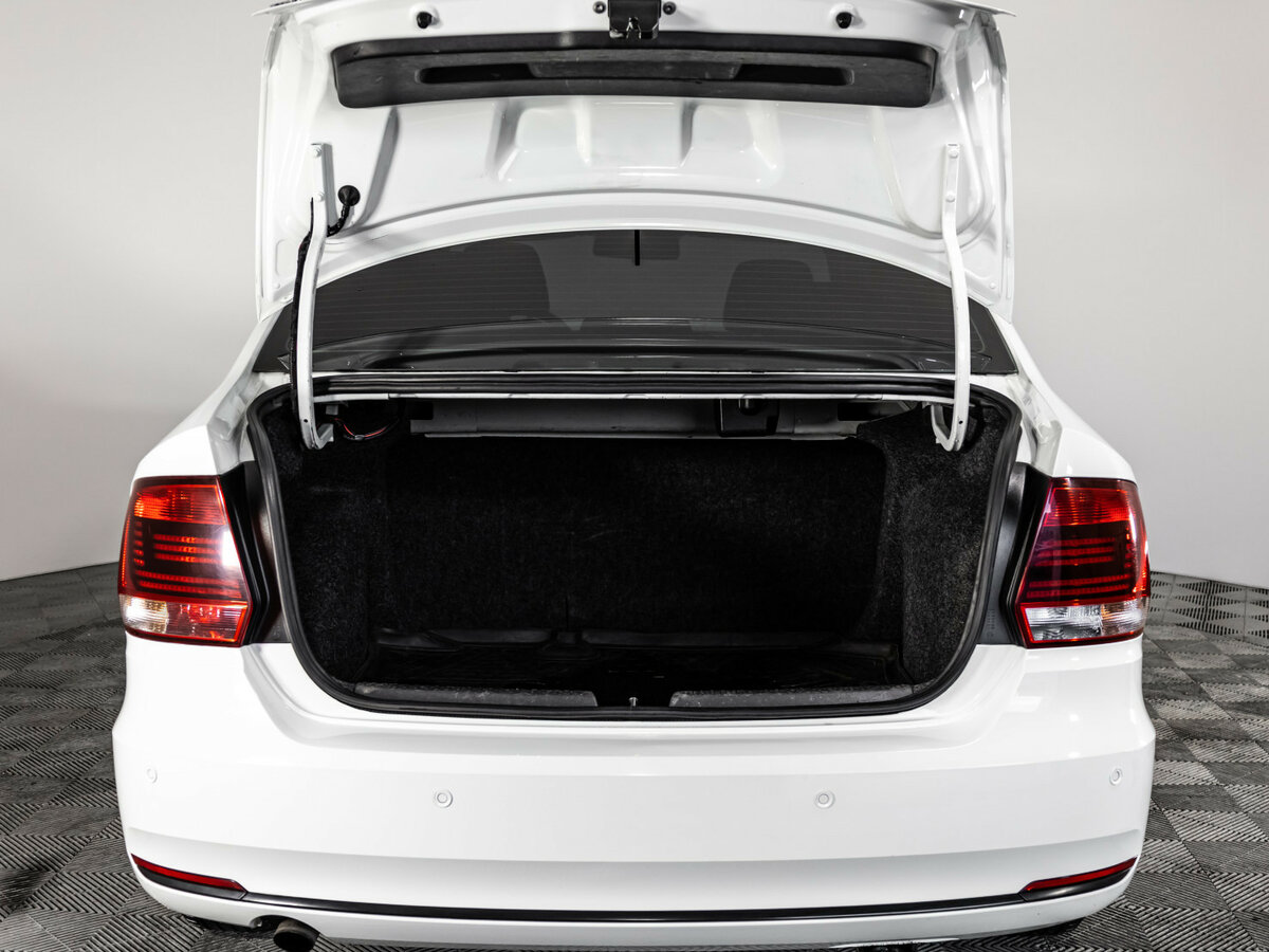 Volkswagen Polo 2016 года с пробегом. Фото: #13