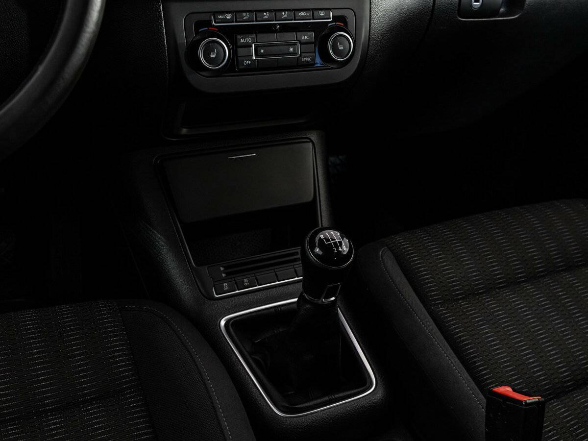 Volkswagen Tiguan 2012 года с пробегом. Фото: #9