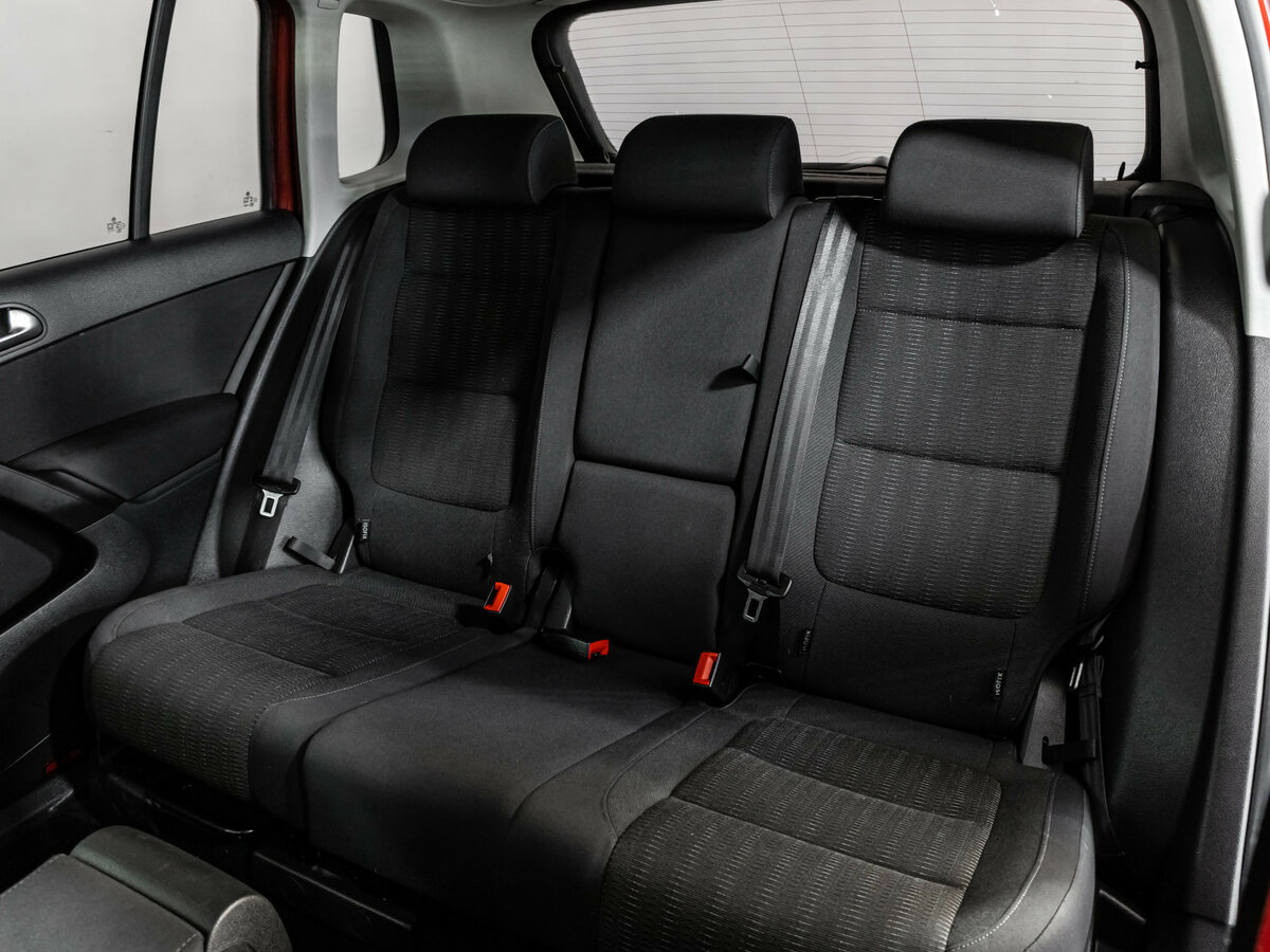 Volkswagen Tiguan 2012 года с пробегом. Фото: #14