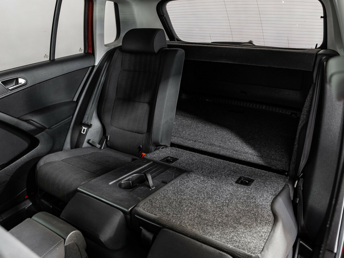 Volkswagen Tiguan 2012 года с пробегом. Фото: #16