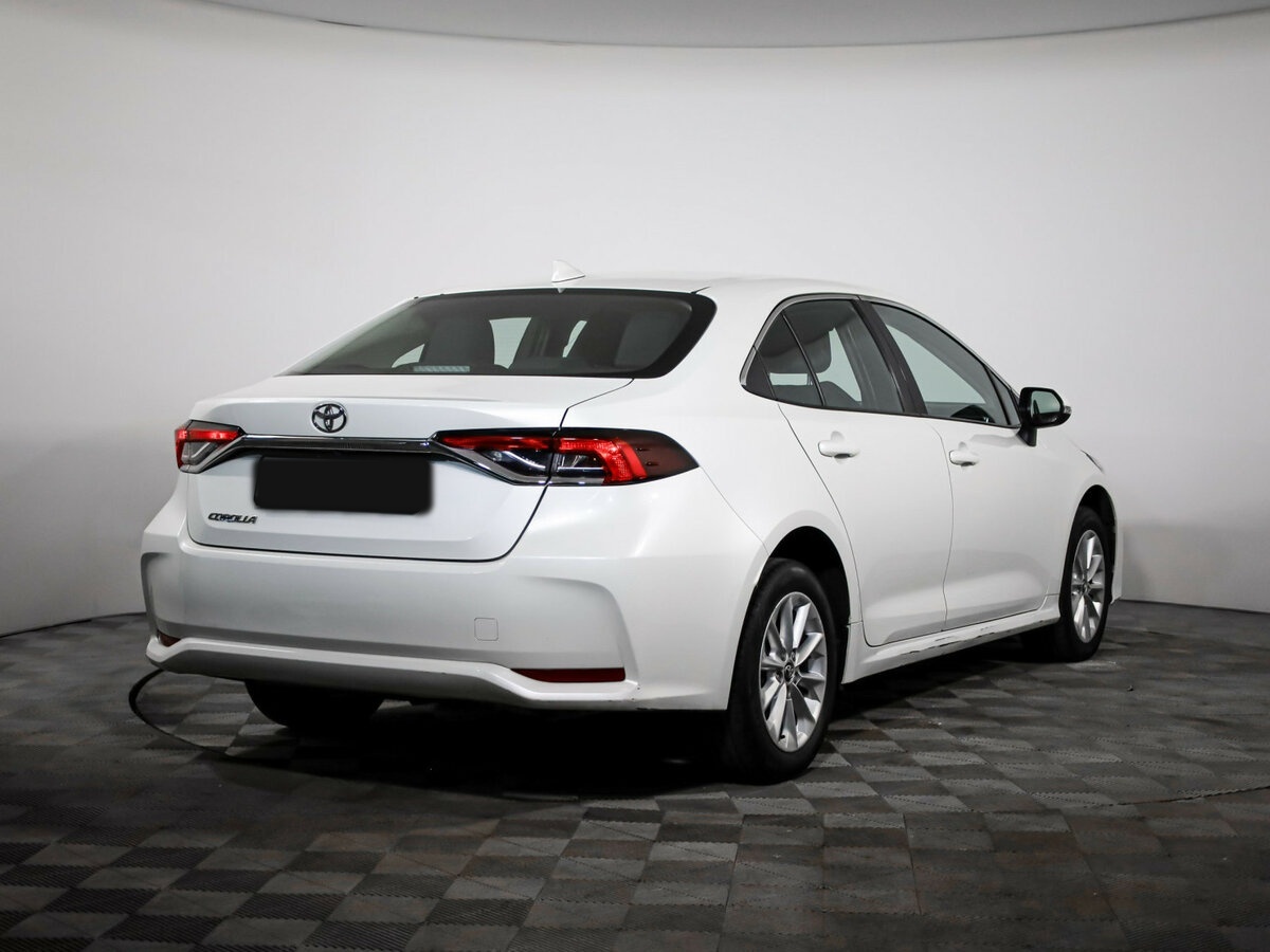 Toyota Corolla 2019 года с пробегом. Фото: #3