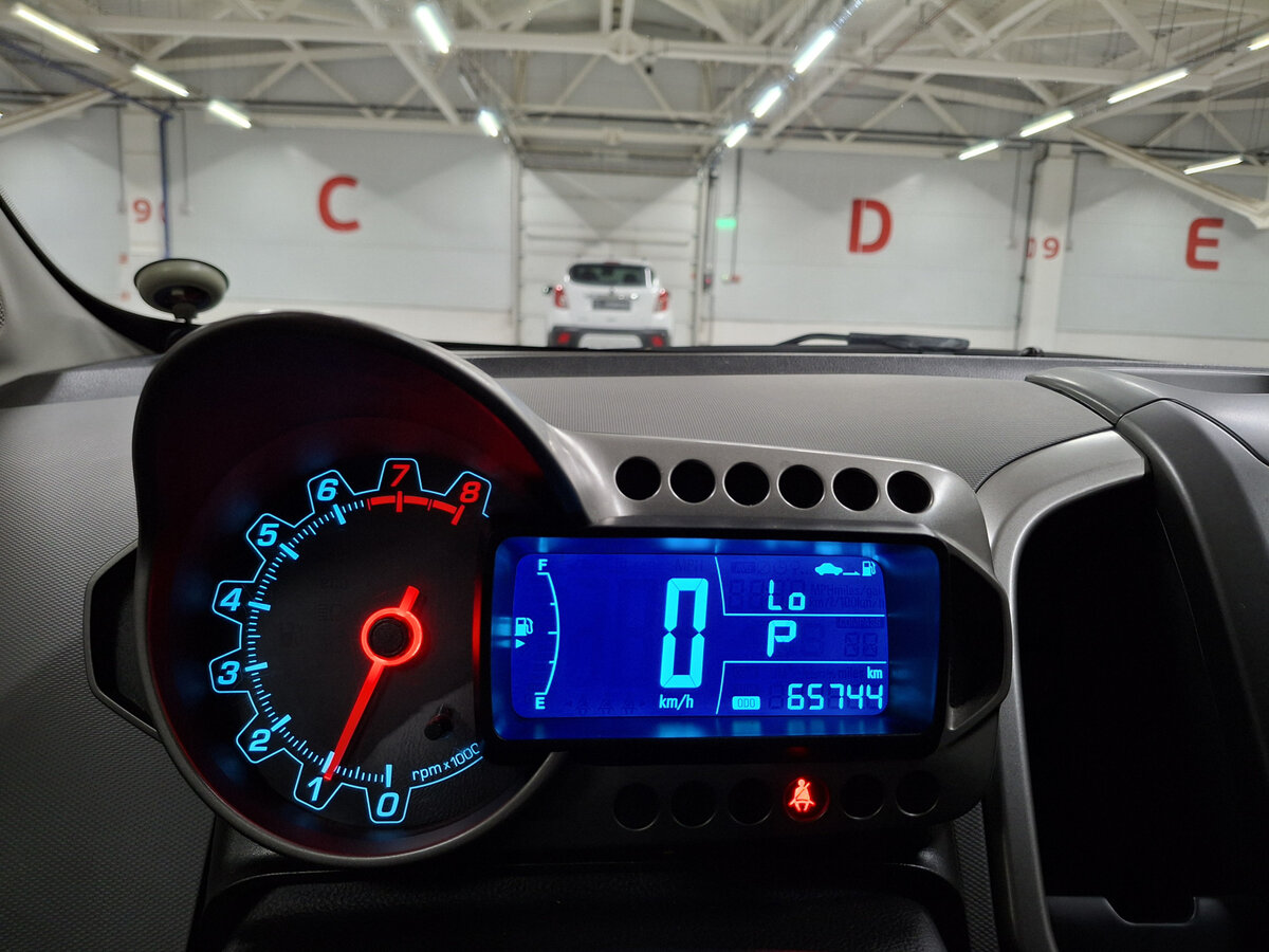 Chevrolet Aveo 2015 года с пробегом. Фото: #11