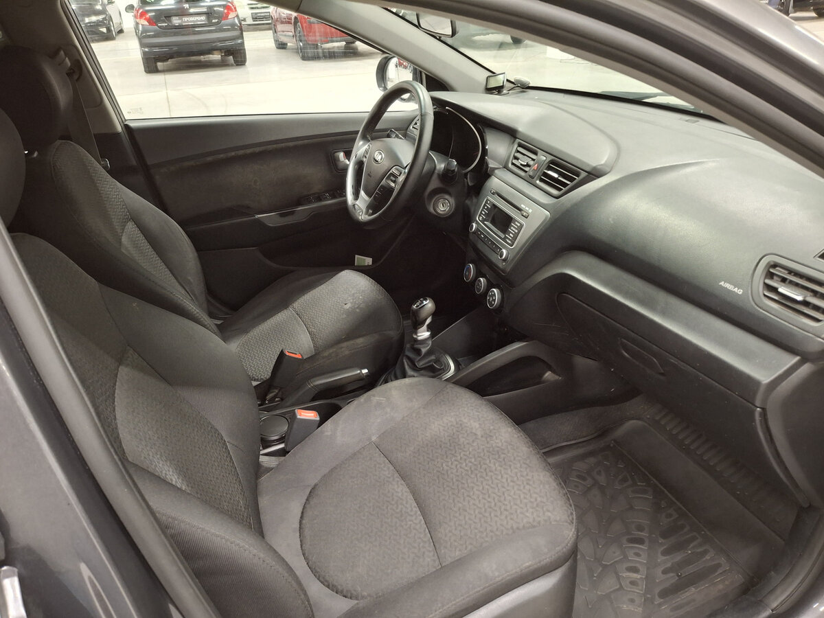 Kia Rio 2015 года с пробегом. Фото: #10