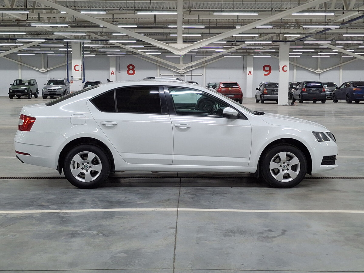 Skoda Octavia 2018 года с пробегом. Фото: #3