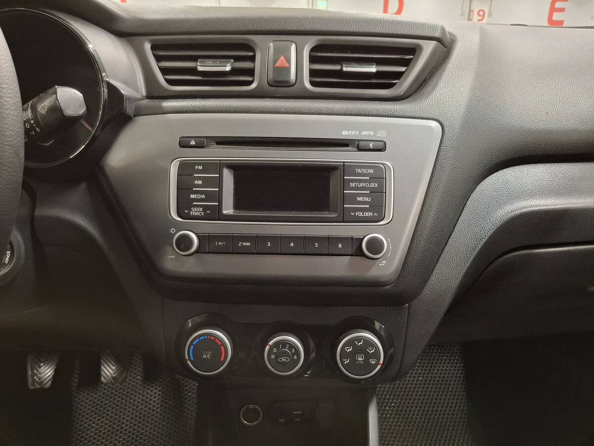 Kia Rio 2015 года с пробегом. Фото: #13