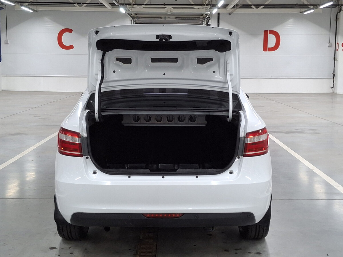 Lada (ВАЗ) Vesta 2017 года с пробегом. Фото: #9