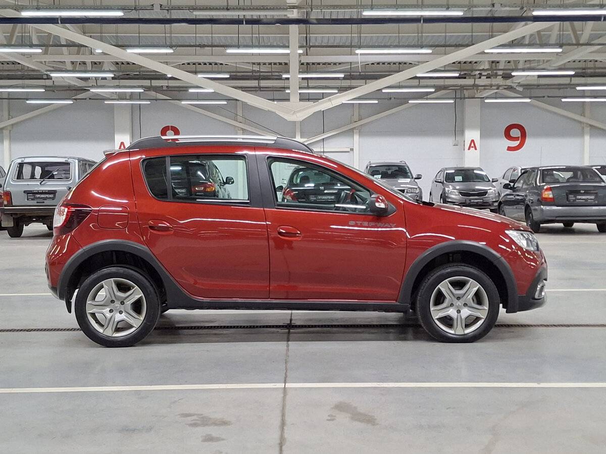 Renault Sandero 2021 года с пробегом. Фото: #3