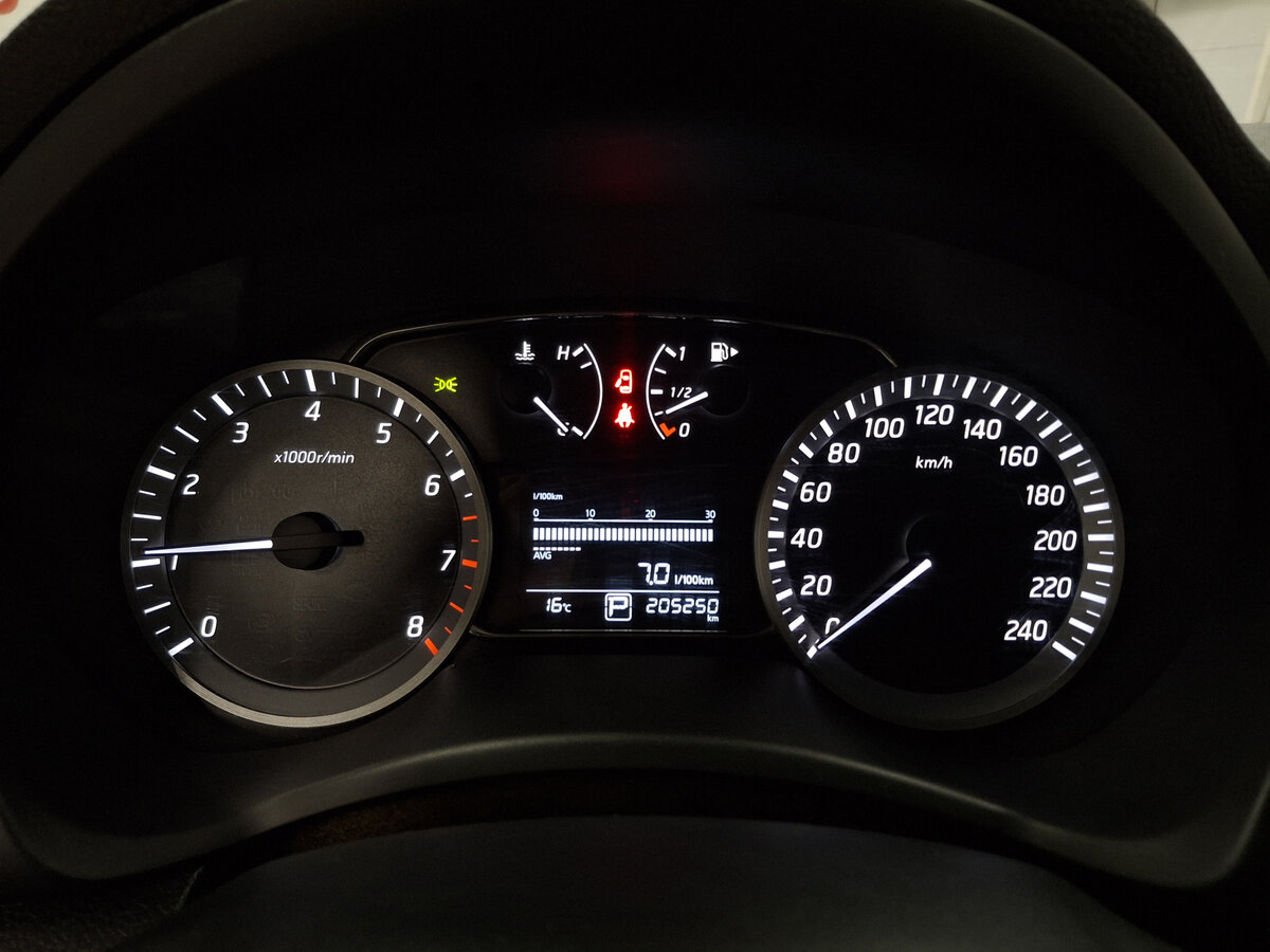 Nissan Sentra 2014 года с пробегом. Фото: #12