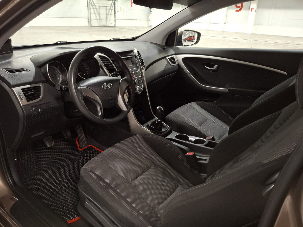 Hyundai i30 2013 года с пробегом. Фото: #15