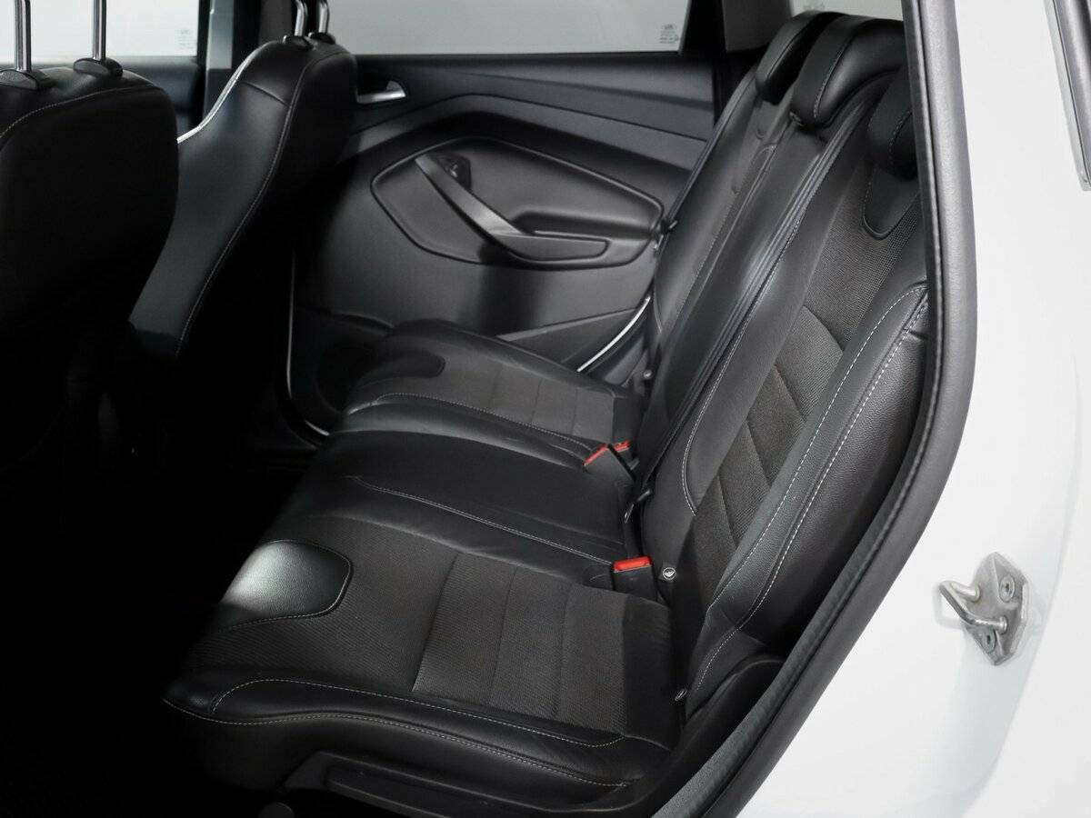 Ford Kuga 2014 года с пробегом. Фото: #7