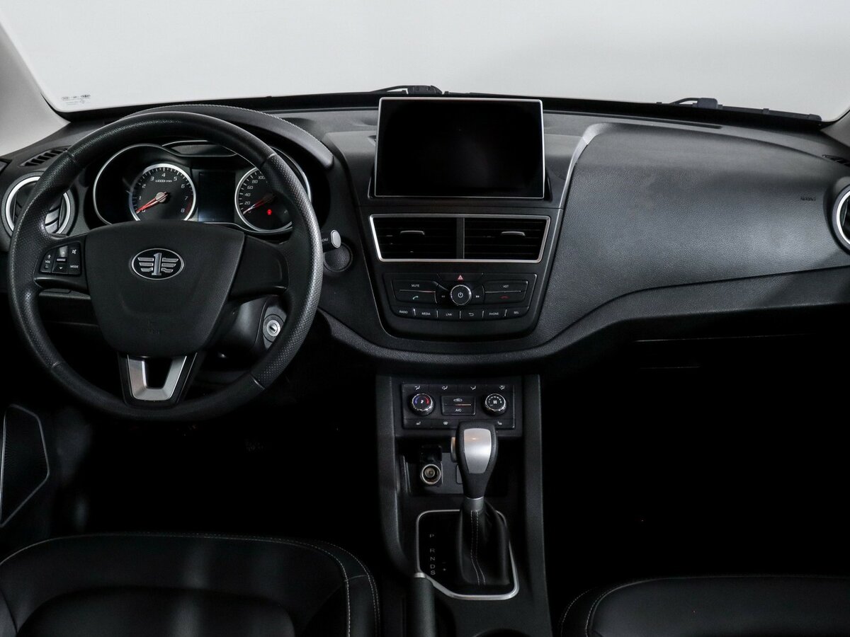 FAW Besturn X40 2021 года с пробегом. Фото: #9