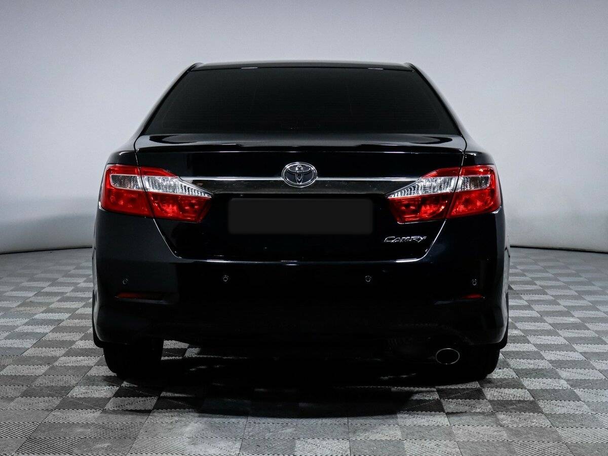 Toyota Camry 2014 года с пробегом. Фото: #4