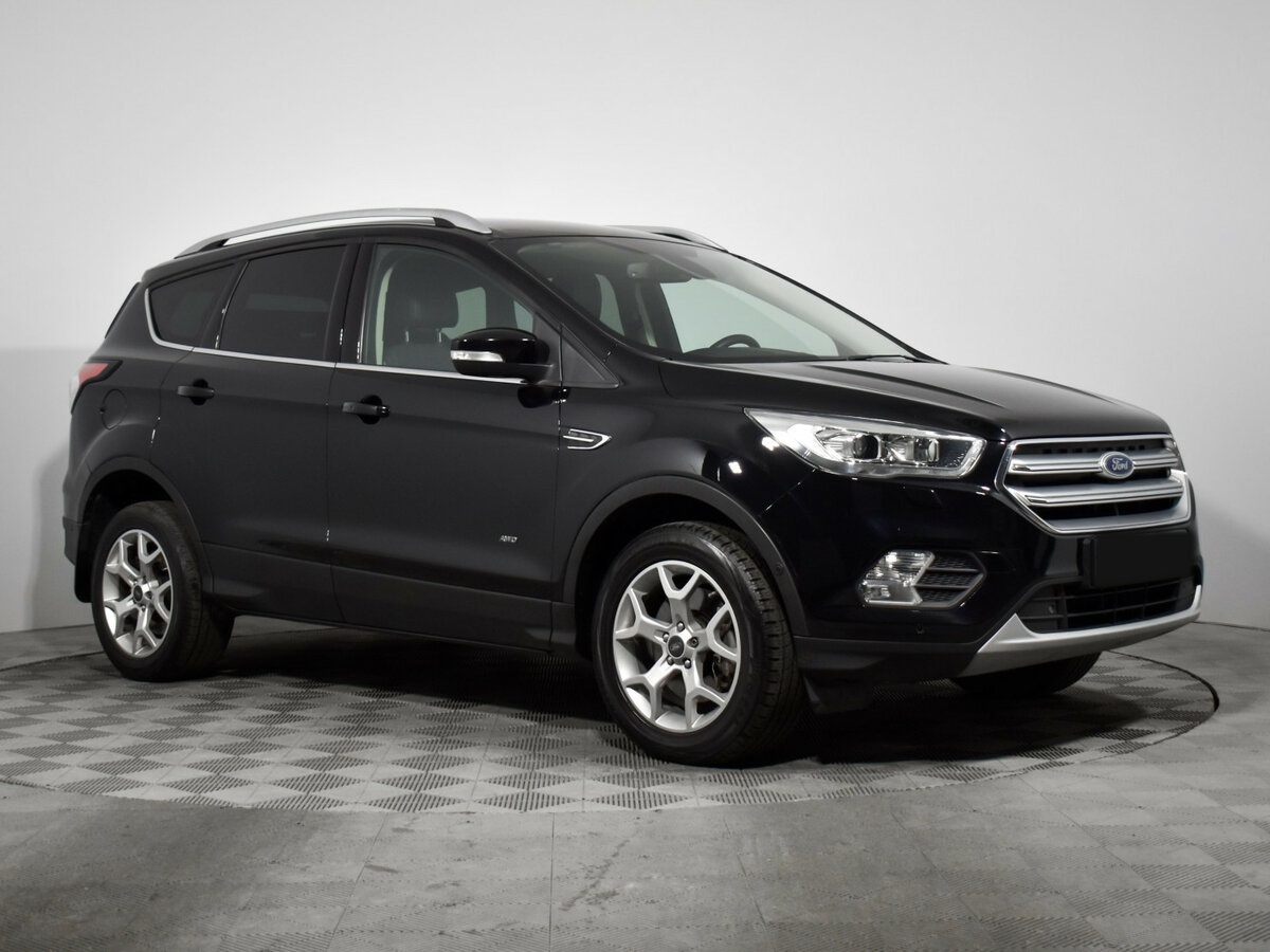 Ford Kuga 2017 года с пробегом. Фото: #2