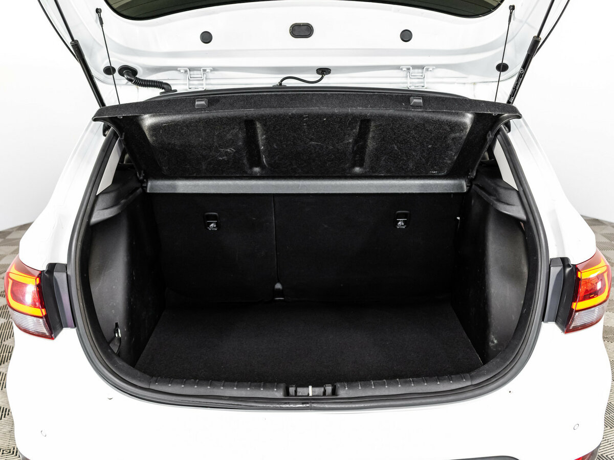 Kia Rio 2020 года с пробегом. Фото: #21