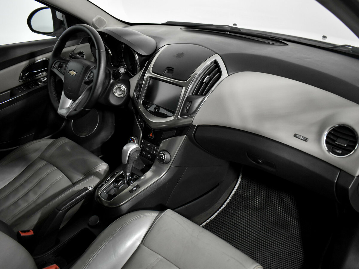 Chevrolet Cruze 2013 года с пробегом. Фото: #9