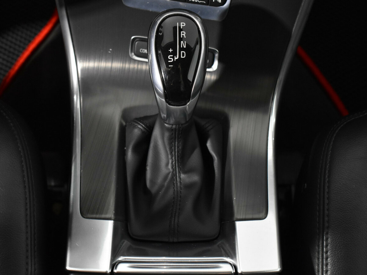 Volvo XC60 2015 года с пробегом. Фото: #8