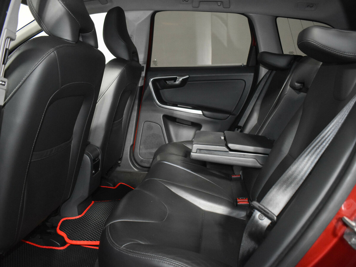 Volvo XC60 2015 года с пробегом. Фото: #11