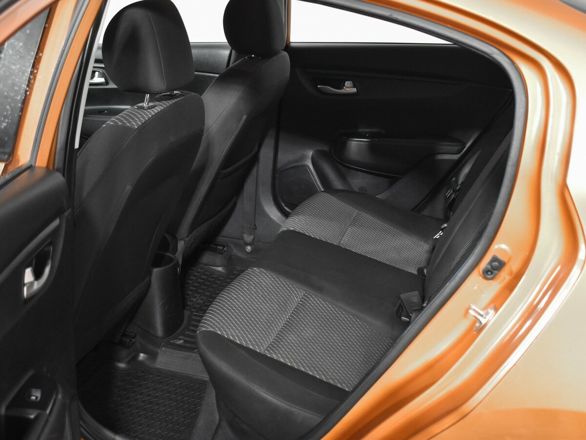 Kia Rio 2017 года с пробегом. Фото: #10