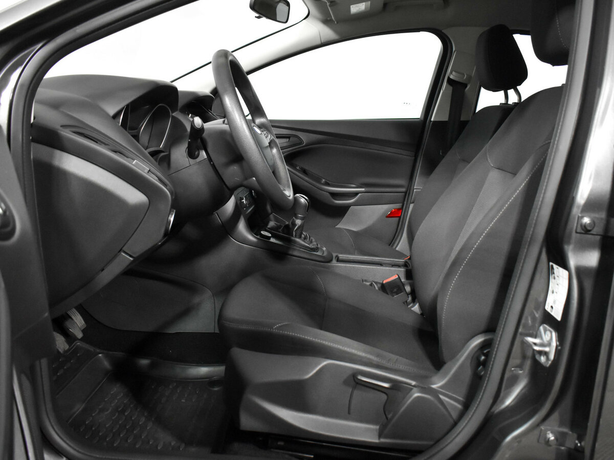 Ford Focus 2016 года с пробегом. Фото: #9