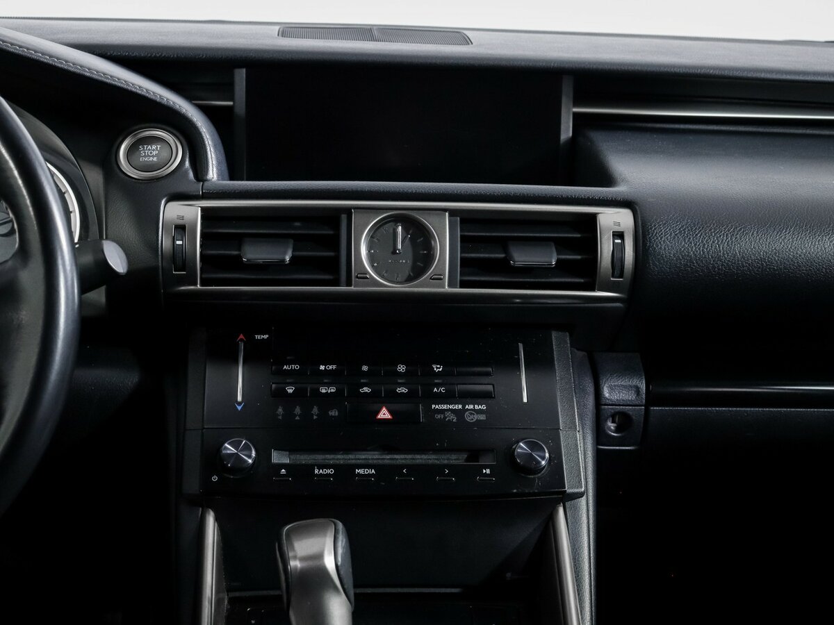 Lexus IS 2013 года с пробегом. Фото: #10