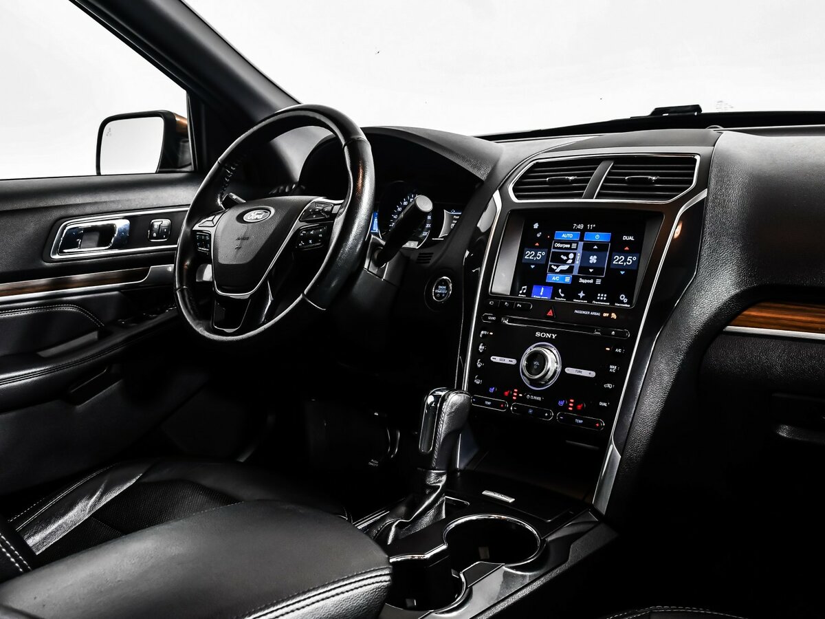 Ford Explorer 2018 года с пробегом. Фото: #11