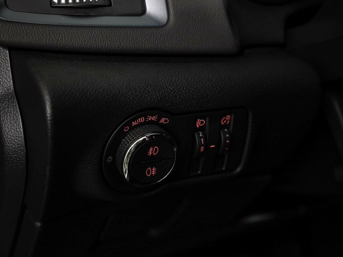 Opel Astra 2014 года с пробегом. Фото: #12