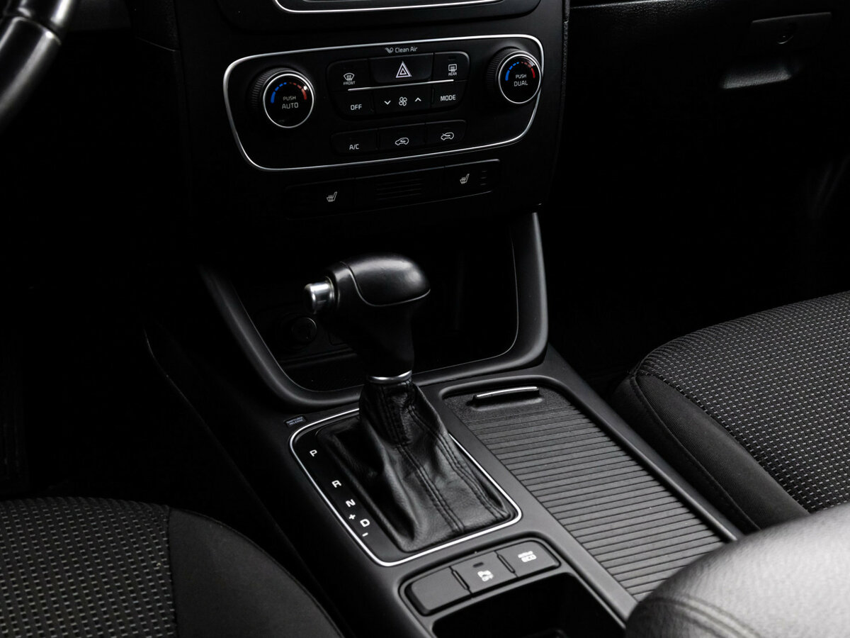 Kia Sorento 2013 года с пробегом. Фото: #9