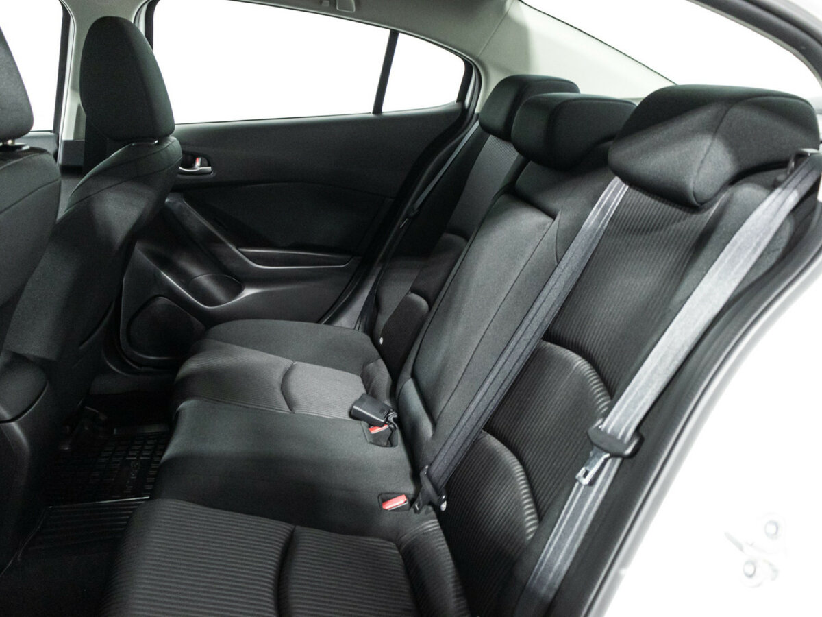 Mazda 3 2014 года с пробегом. Фото: #9