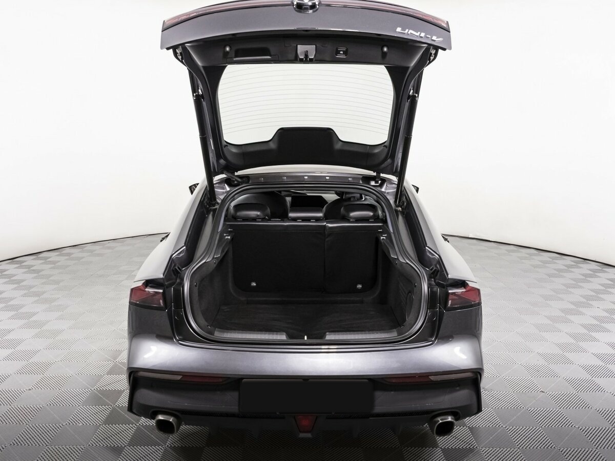 Changan UNI-V 2023 года с пробегом. Фото: #21