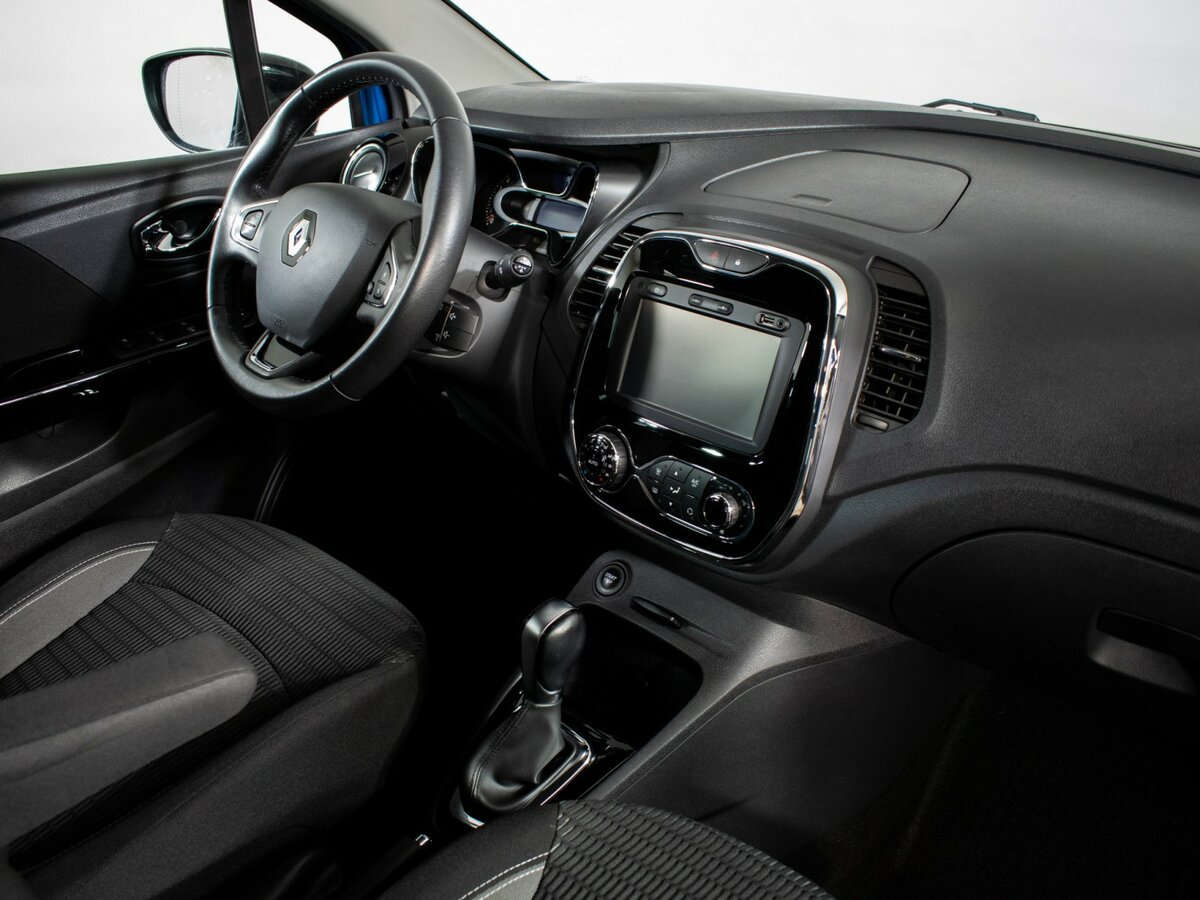 Renault Kaptur 2017 года с пробегом. Фото: #7