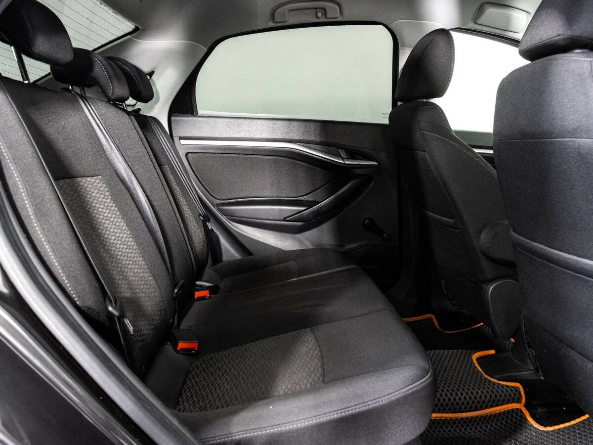 Lada (ВАЗ) Vesta 2017 года с пробегом. Фото: #12