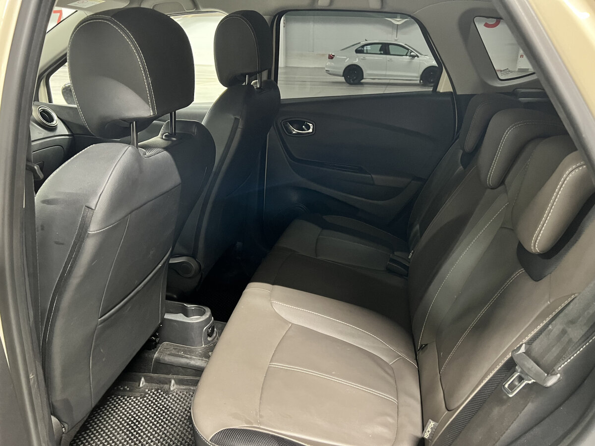 Renault Kaptur 2019 года с пробегом. Фото: #11