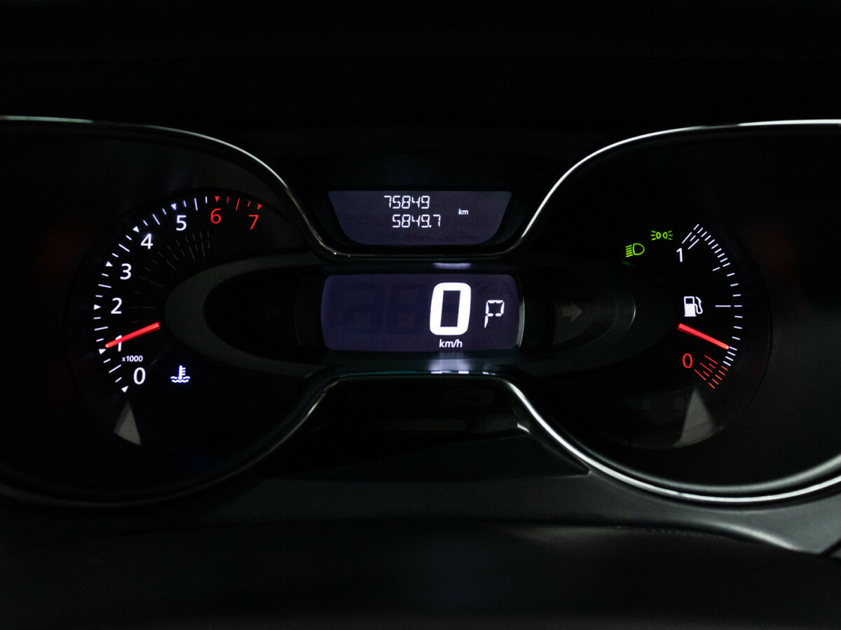 Renault Kaptur 2017 года с пробегом. Фото: #11