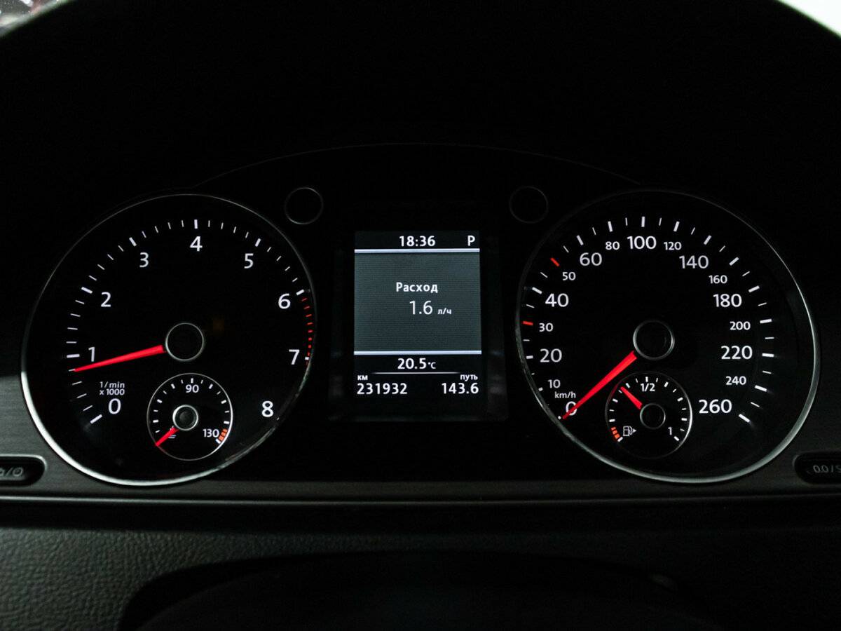 Volkswagen Passat 2012 года с пробегом. Фото: #10