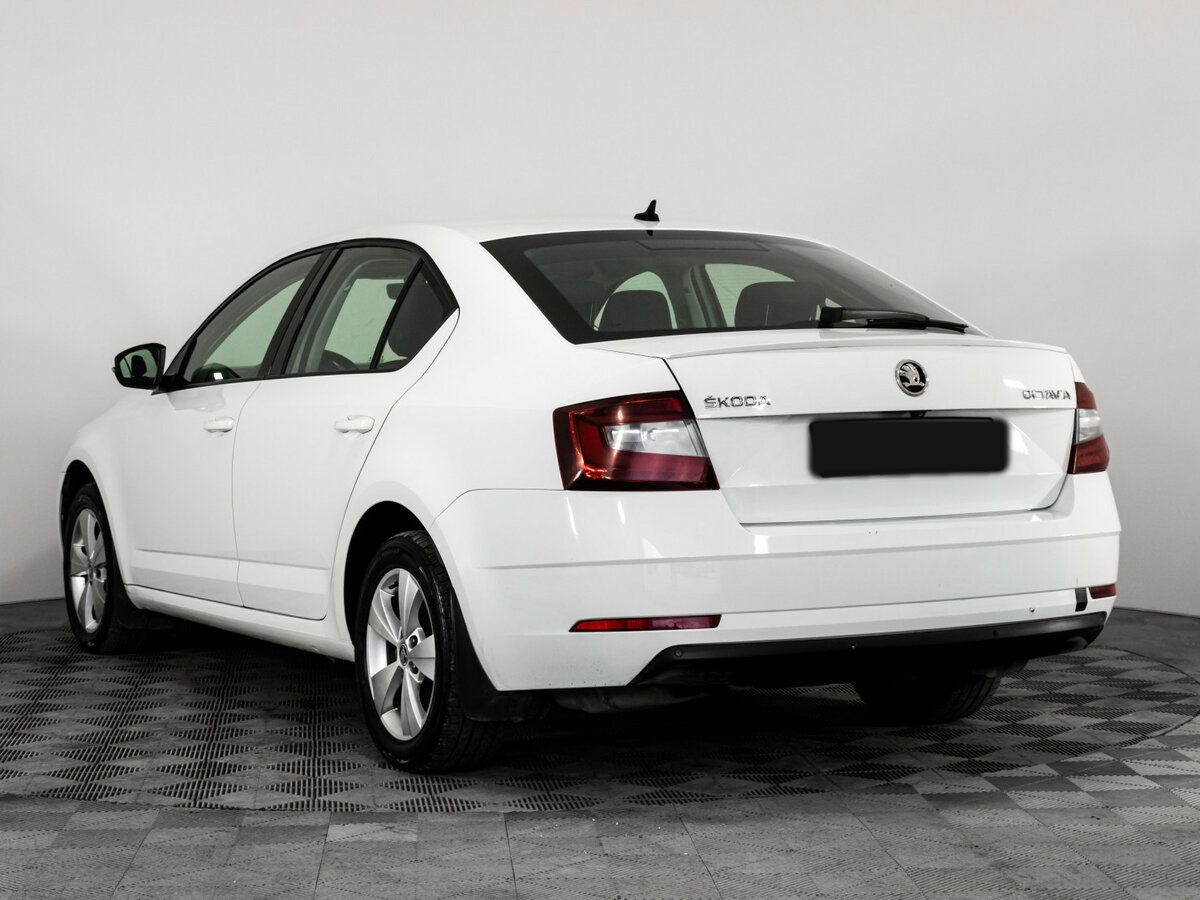 Skoda Octavia 2017 года с пробегом. Фото: #5