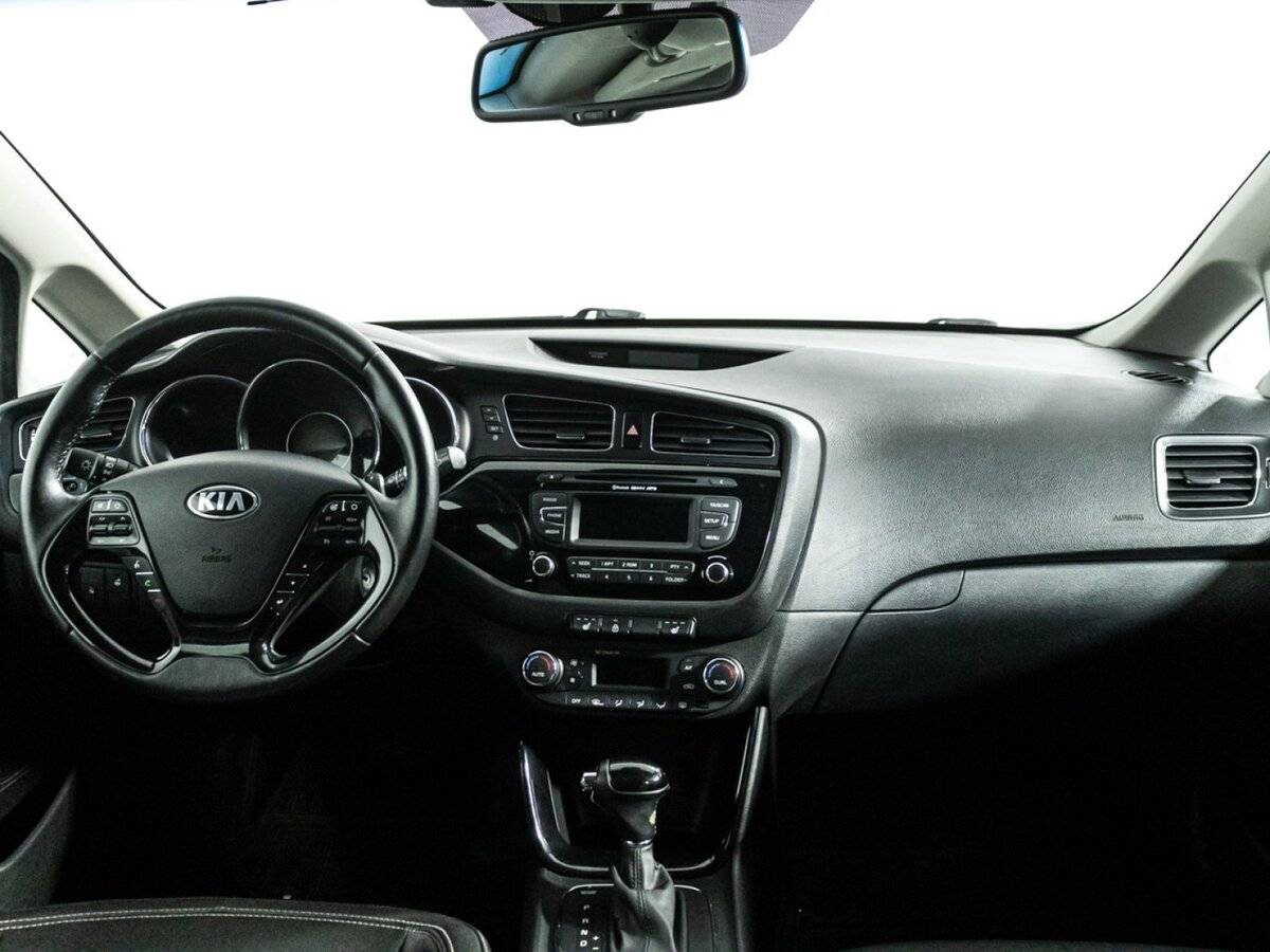 Kia Ceed 2013 года с пробегом. Фото: #12