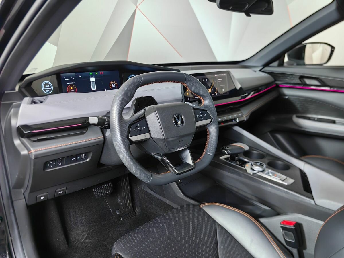 Changan UNI-V 2023 года с пробегом. Фото: #13