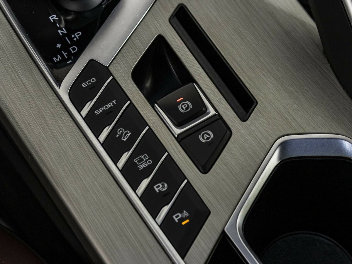 Geely Coolray 2022 года с пробегом. Фото: #13