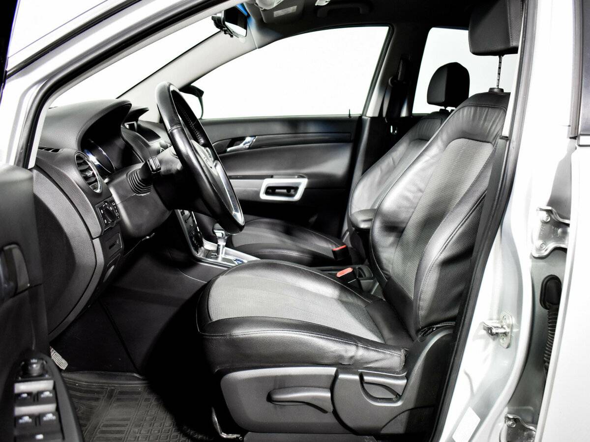 Opel Antara 2013 года с пробегом. Фото: #9