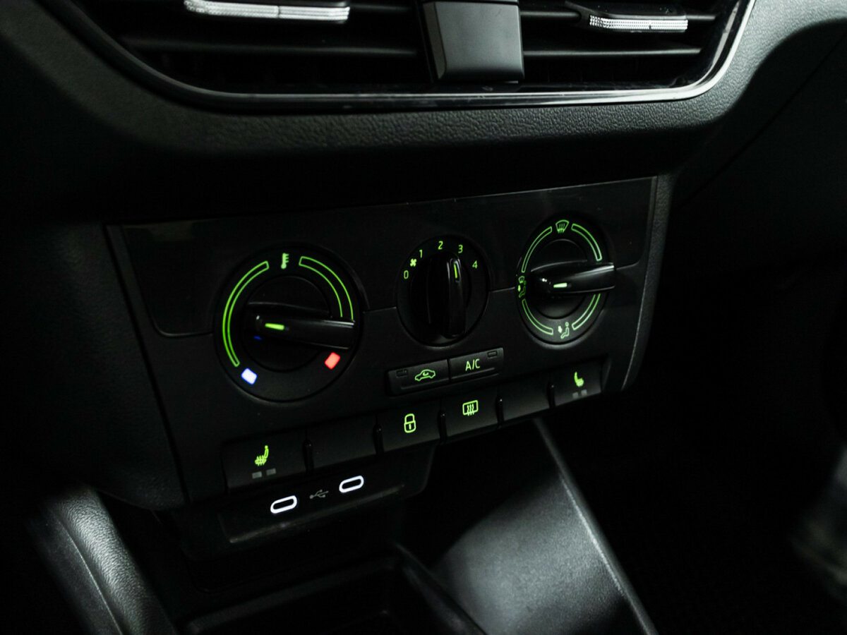 Skoda Rapid 2020 года с пробегом. Фото: #15