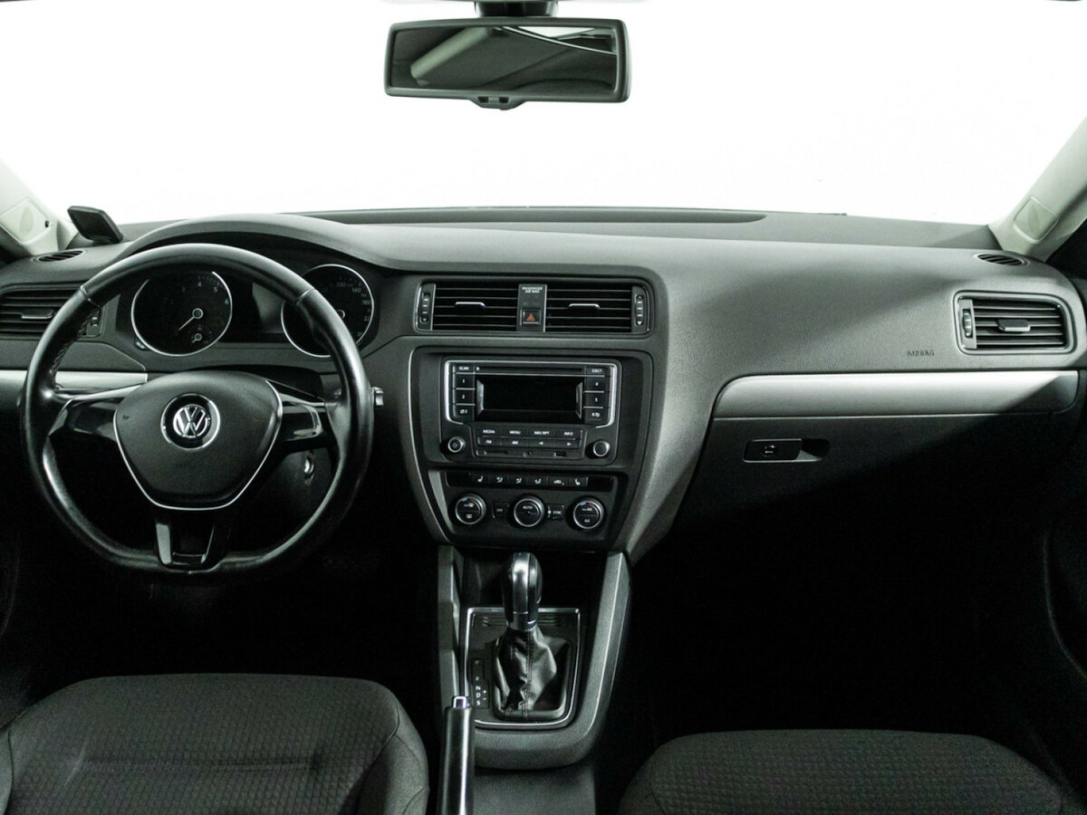 Volkswagen Jetta 2016 года с пробегом. Фото: #12