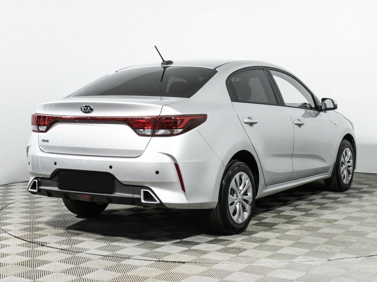 Kia Rio 2021 года с пробегом. Фото: #4