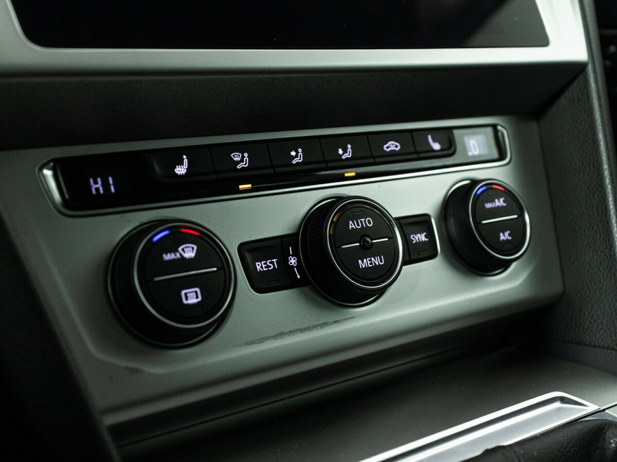 Volkswagen Passat 2017 года с пробегом. Фото: #15