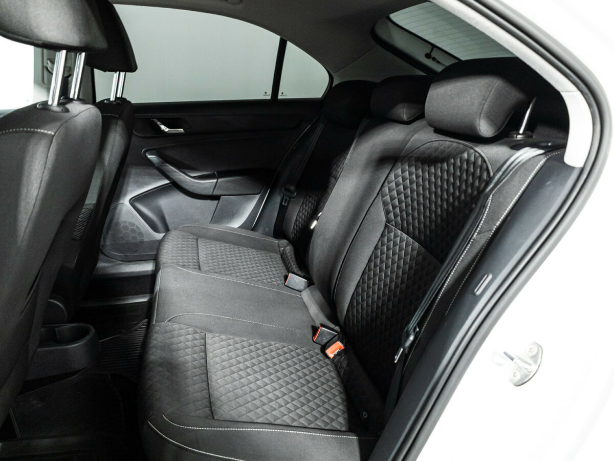 Skoda Rapid 2016 года с пробегом. Фото: #9