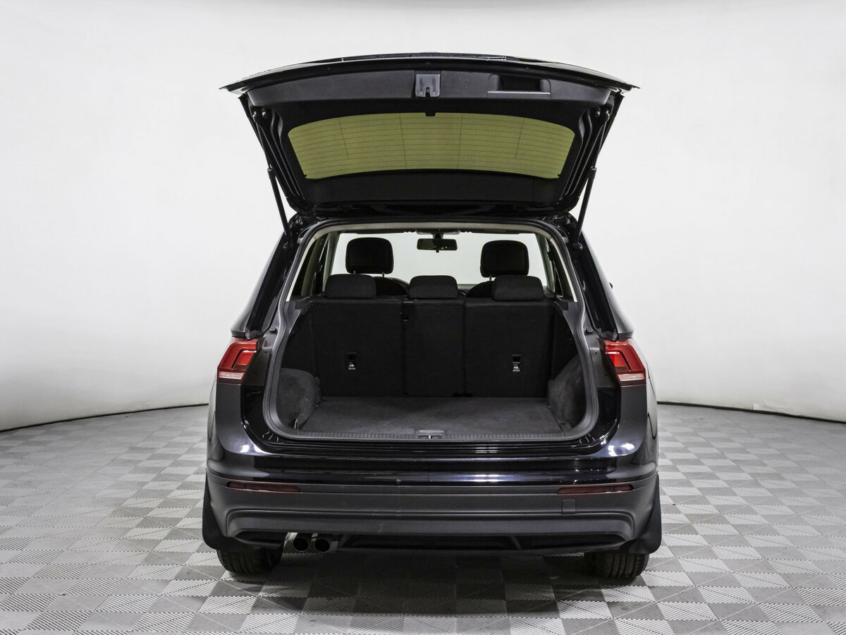 Volkswagen Tiguan 2018 года с пробегом. Фото: #11