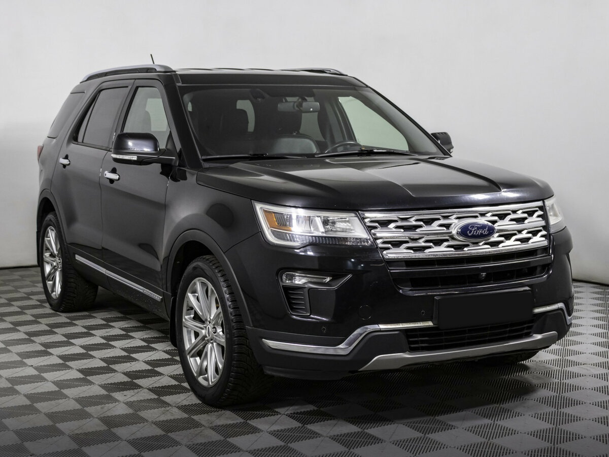 Ford Explorer 2018 года с пробегом. Фото: #2