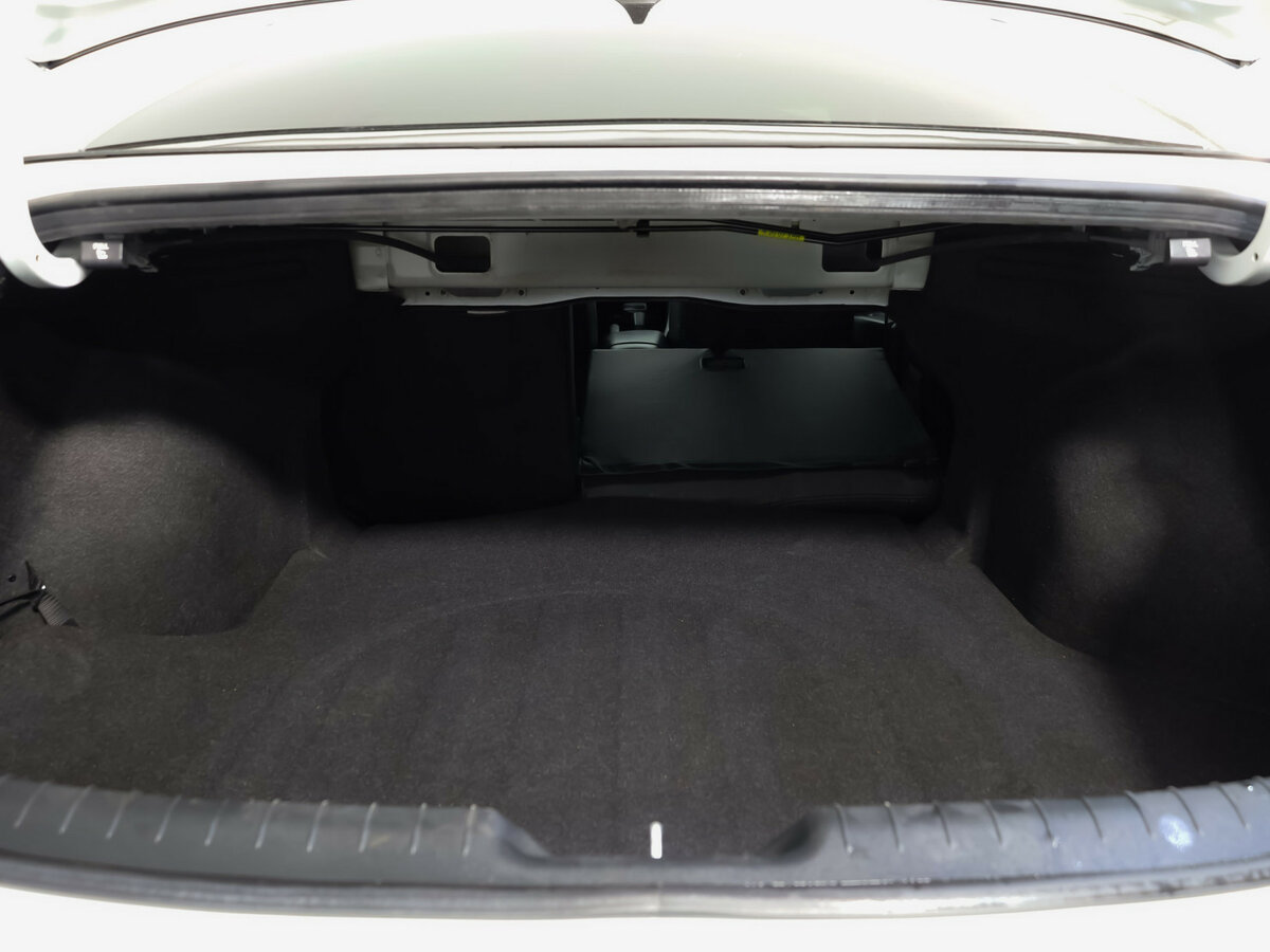 Hyundai Elantra 2021 года с пробегом. Фото: #17